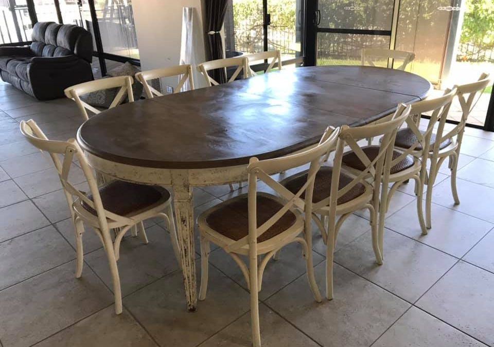 Ex-Display Hamptons Extension Dining Table